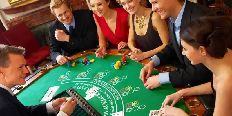 Những lưu ý trong chia bài casino mà bạn nên biết
